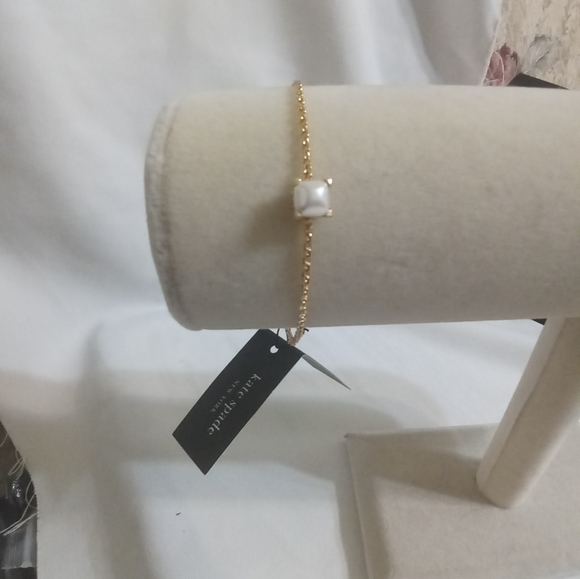 Bracelet - Picture 1 of 1